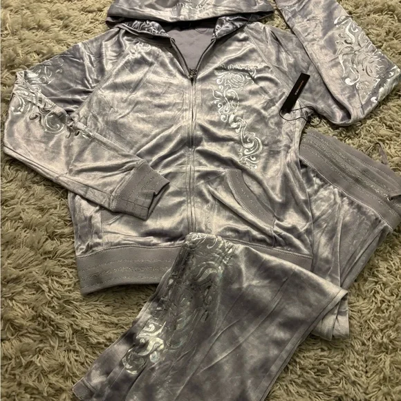 BCBGMaxAzria Silver Fabric with Black Label Size L - Picture 2 of 16